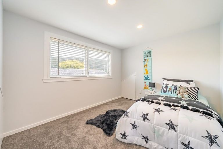 Photo of property in 15 Nile Street, Waterloo, Lower Hutt, 5011