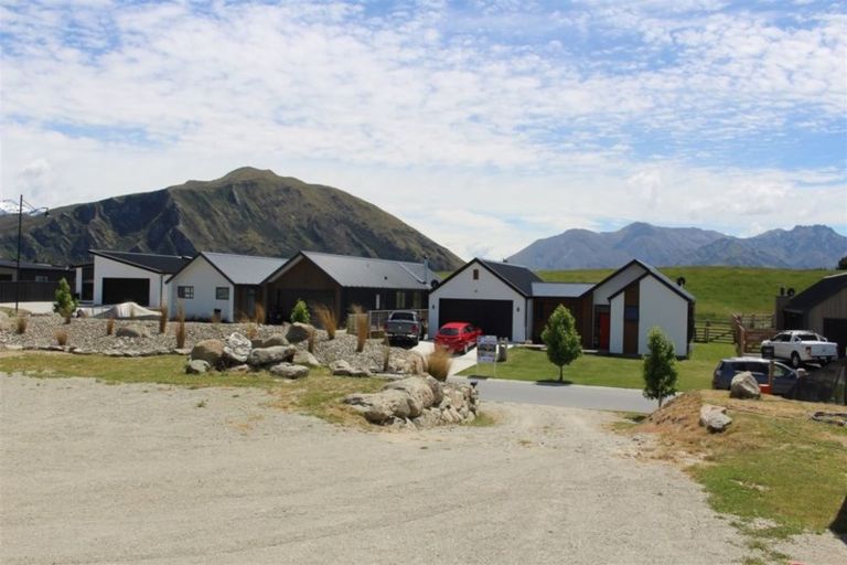 Photo of property in 68 Infinity Drive, Wanaka, 9305