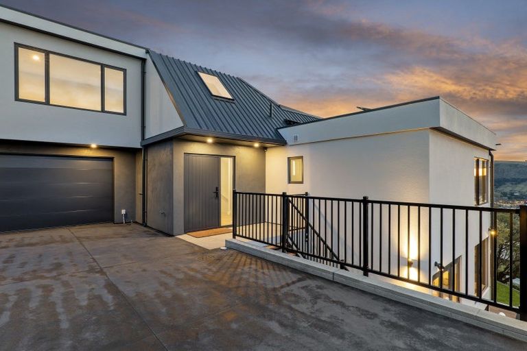 Photo of property in 7 Hatherly Lane, Mount Pleasant, Christchurch, 8081