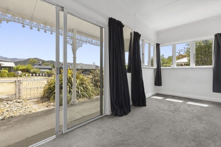 Photo of property in 15 Arklow Street, Albert Town, Wanaka, 9305