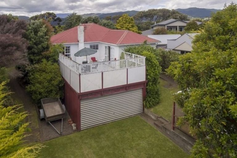 Photo of property in 93 Matatua Road, Raumati Beach, Paraparaumu, 5032