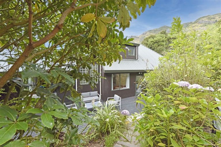 Photo of property in 16 Zephyr Terrace, Governors Bay, 8971