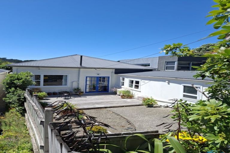 Photo of property in 13 Stanley Street, Berhampore, Wellington, 6023