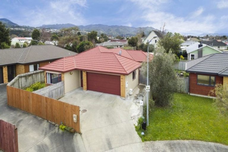 Photo of property in 12 Louis Street, Trentham, Upper Hutt, 5018