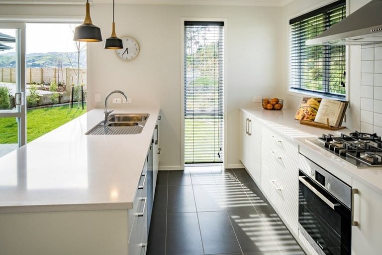 Photo of property in 51 Tradewinds Drive, Whitby, Porirua, 5024