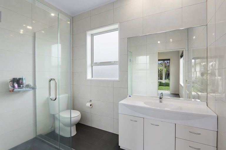 Photo of property in 16 O'halloran Drive, Halswell, Christchurch, 8025