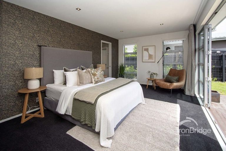 Photo of property in 14 Papaumu Green, Parklands, Christchurch, 8083