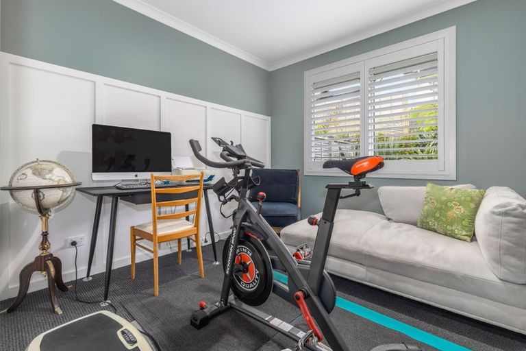 Photo of property in 6 Arapipi Way, Peka Peka, Waikanae, 5391