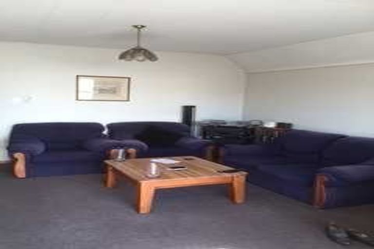 Photo of property in 2/28 Taramea Place, Addington, Christchurch, 8024