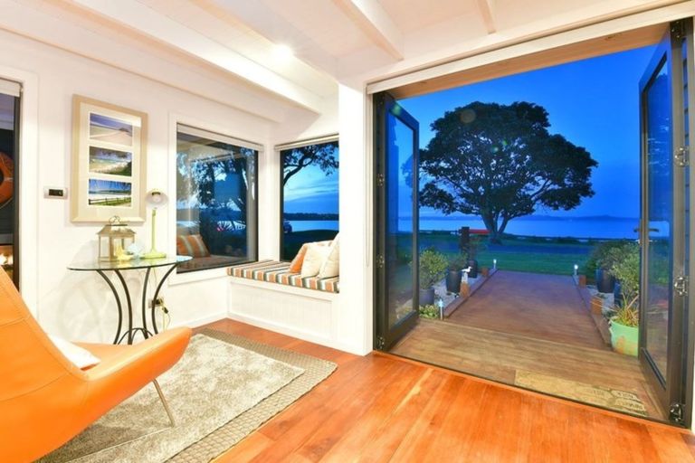 Photo of property in 105 The Esplanade, Manly, Whangaparaoa, 0930