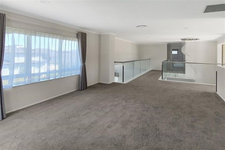 Photo of property in 9 Moko Lane, Greenhithe, Auckland, 0632