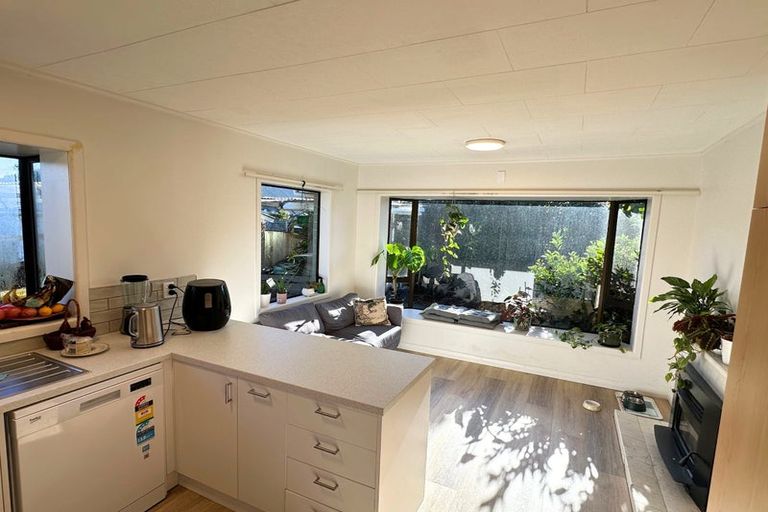 Photo of property in 7 Larch Place, Casebrook, Christchurch, 8051