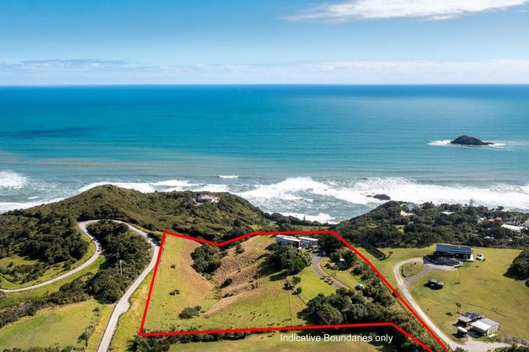 Photo of property in 449 Oaia Road, Muriwai, Waimauku, 0881