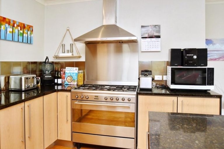 Photo of property in 60a Main North Road, Woodend, 7610