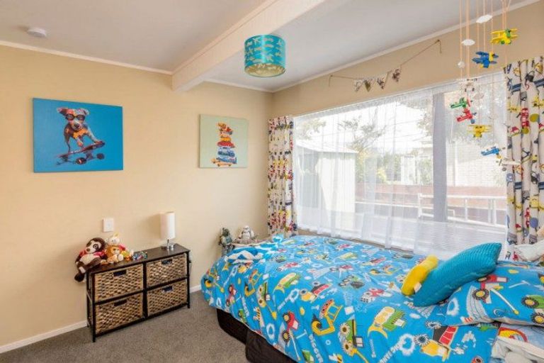 Photo of property in 30 Teoti Street, Paraparaumu Beach, Paraparaumu, 5032