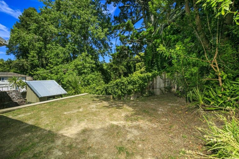 Photo of property in 2/13a Eskdale Road, Birkdale, Auckland, 0626