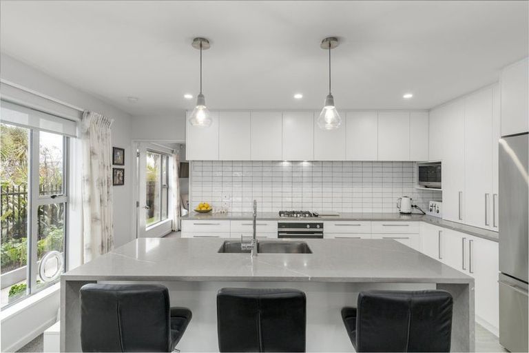 Photo of property in 18 Ardnave Lane, Broomfield, Christchurch, 8042