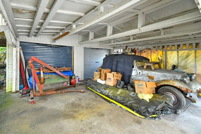 Photo of property in 17 Calthorp Close, Favona, Auckland, 2024