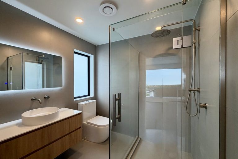 Photo of property in 6 Cranston Street, Torbay, Auckland, 0632