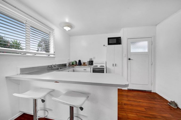 Photo of property in 7 Ramanui Avenue, Hawera, 4610