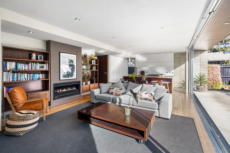 Photo of property in 20 Augusta Street, Redcliffs, Christchurch, 8081