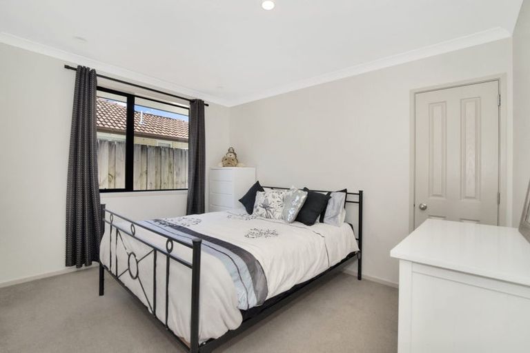 Photo of property in 1 Teal Place, Pyes Pa, Tauranga, 3112