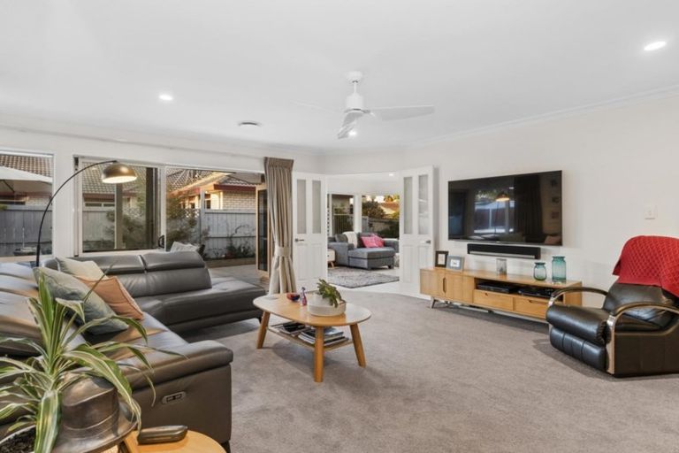 Photo of property in 126 Santa Monica Drive, Papamoa Beach, Papamoa, 3118
