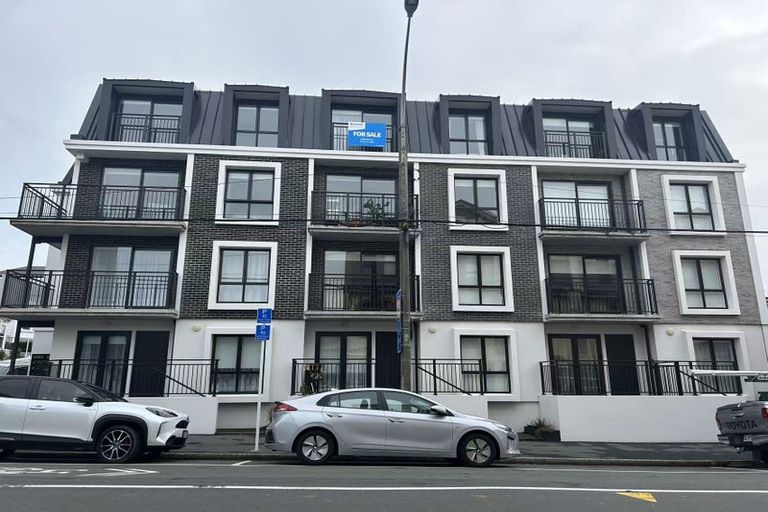 Photo of property in 401/2 Colombo Street, Newtown, Wellington, 6021