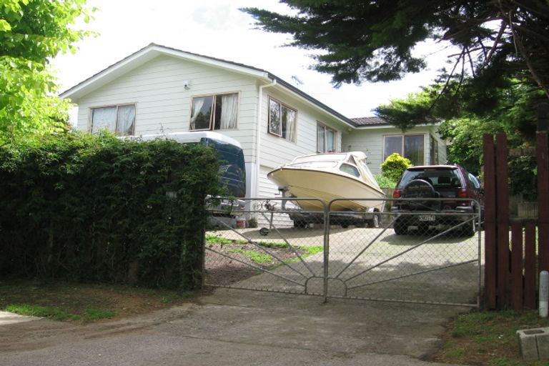 Photo of property in 28 Catkin Crescent, Papatoetoe, Auckland, 2025