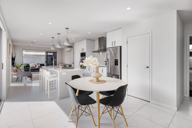 Photo of property in 19 Taioma Close, Papamoa, 3118