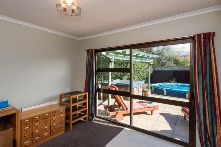 Photo of property in 47b Inwoods Road, Parklands, Christchurch, 8083