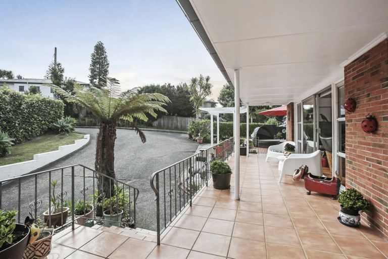 Photo of property in 19 Merchant Avenue, Te Atatu South, Auckland, 0610