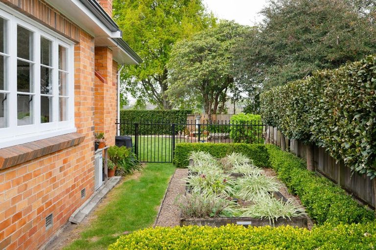 Photo of property in 41 Ingleton Terrace, Fairfield, Hamilton, 3214