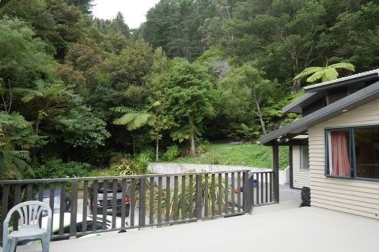Photo of property in 55 Elmslie Road, Pinehaven, Upper Hutt, 5019