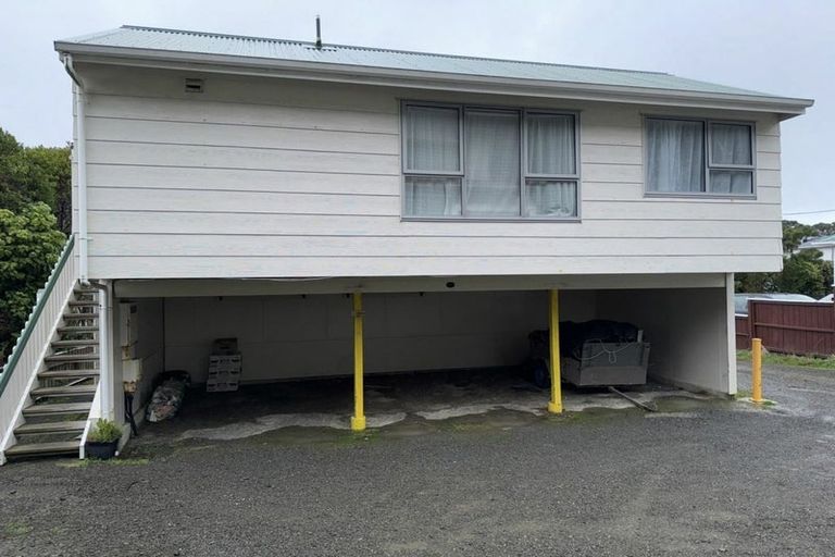 Photo of property in 26f2 Phillip Street, Johnsonville, Wellington, 6037