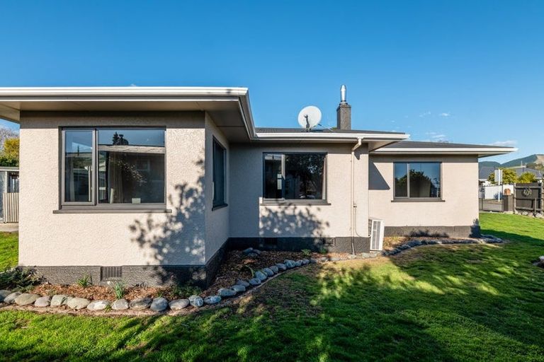 Photo of property in 1 Lemari Avenue, Stoke, Nelson, 7011