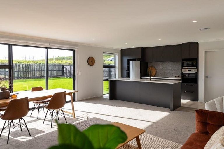 Photo of property in 12 Barrance Avenue, Rototuna North, 3210