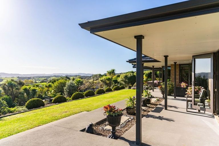 Photo of property in 97 West Ridge Road, Maunu, Whangarei, 0110