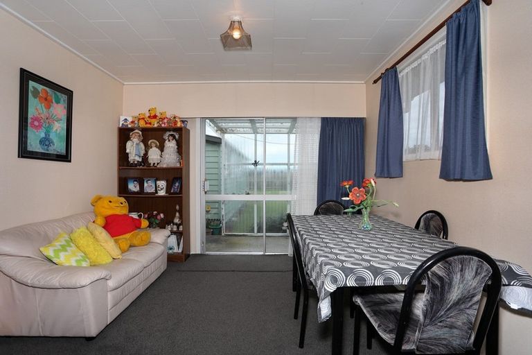 Photo of property in 20 Oaklea Avenue, Marton, 4710