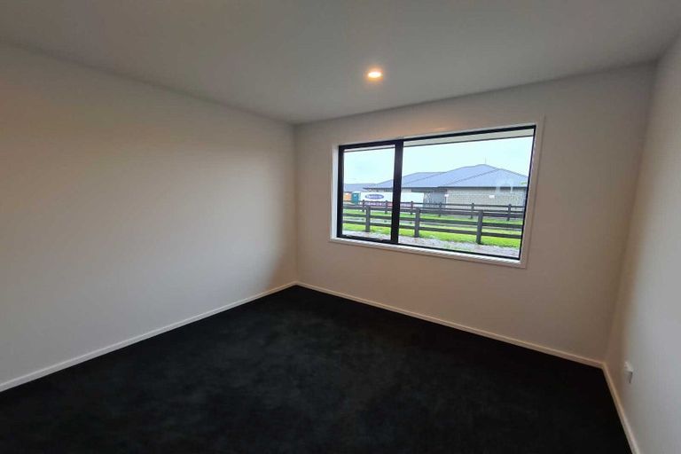 Photo of property in 28 Lomu Way, Rolleston, 7615