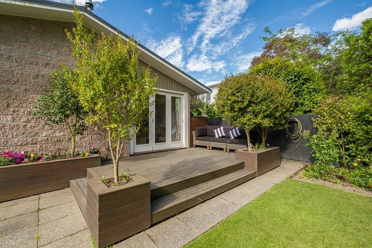 Photo of property in 72 Woodbury Street, Russley, Christchurch, 8042