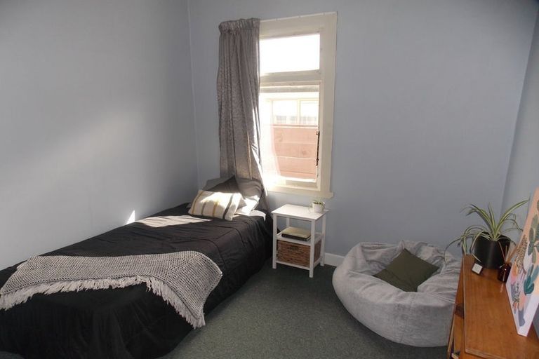 Photo of property in 27 Chelwood Street, Takaro, Palmerston North, 4412