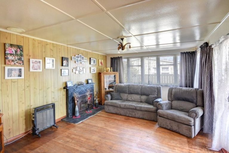 Photo of property in 21 Doon Street, Mosgiel, 9024