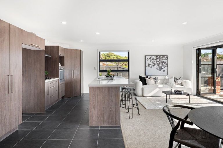 Photo of property in 19 Seabreeze Place, Papamoa Beach, Papamoa, 3118