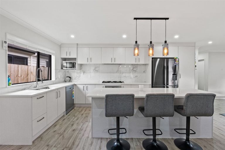 Photo of property in 20 Softwood Avenue, Takanini, 2110