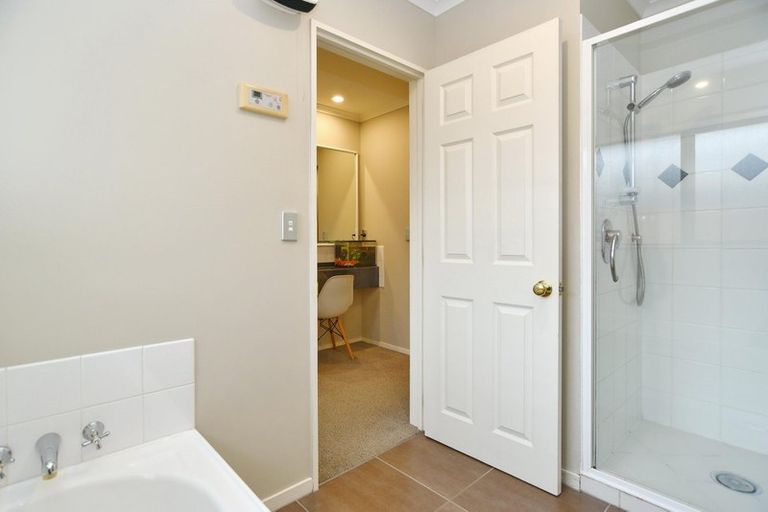 Photo of property in 30 John Morel Place, Parklands, Christchurch, 8083