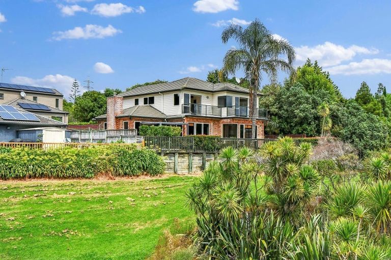 Photo of property in 146 Charles Prevost Drive, The Gardens, Auckland, 2105