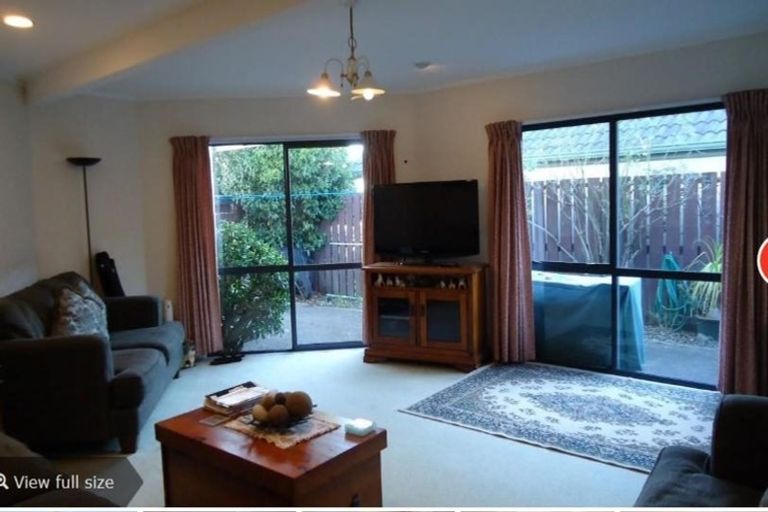 Photo of property in 3 Edgecumbe Way, Tauranga, 3110