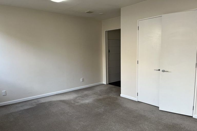 Photo of property in 25u4 Home Street, Mount Victoria, Wellington, 6011