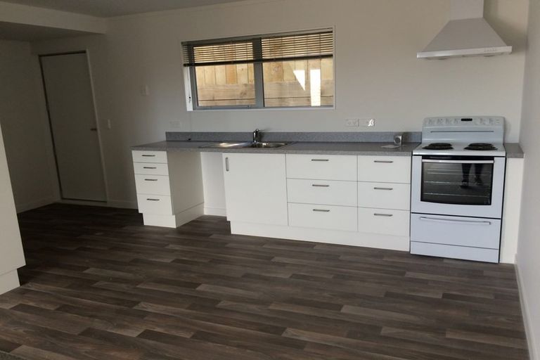 Photo of property in 8u4 Middleton Road, Johnsonville, Wellington, 6037